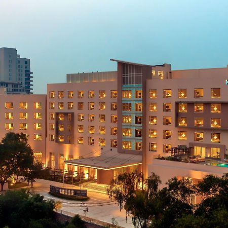 Hyatt Place Gurgaon Udyog Vihar Exteriör bild The Park, New Delhi