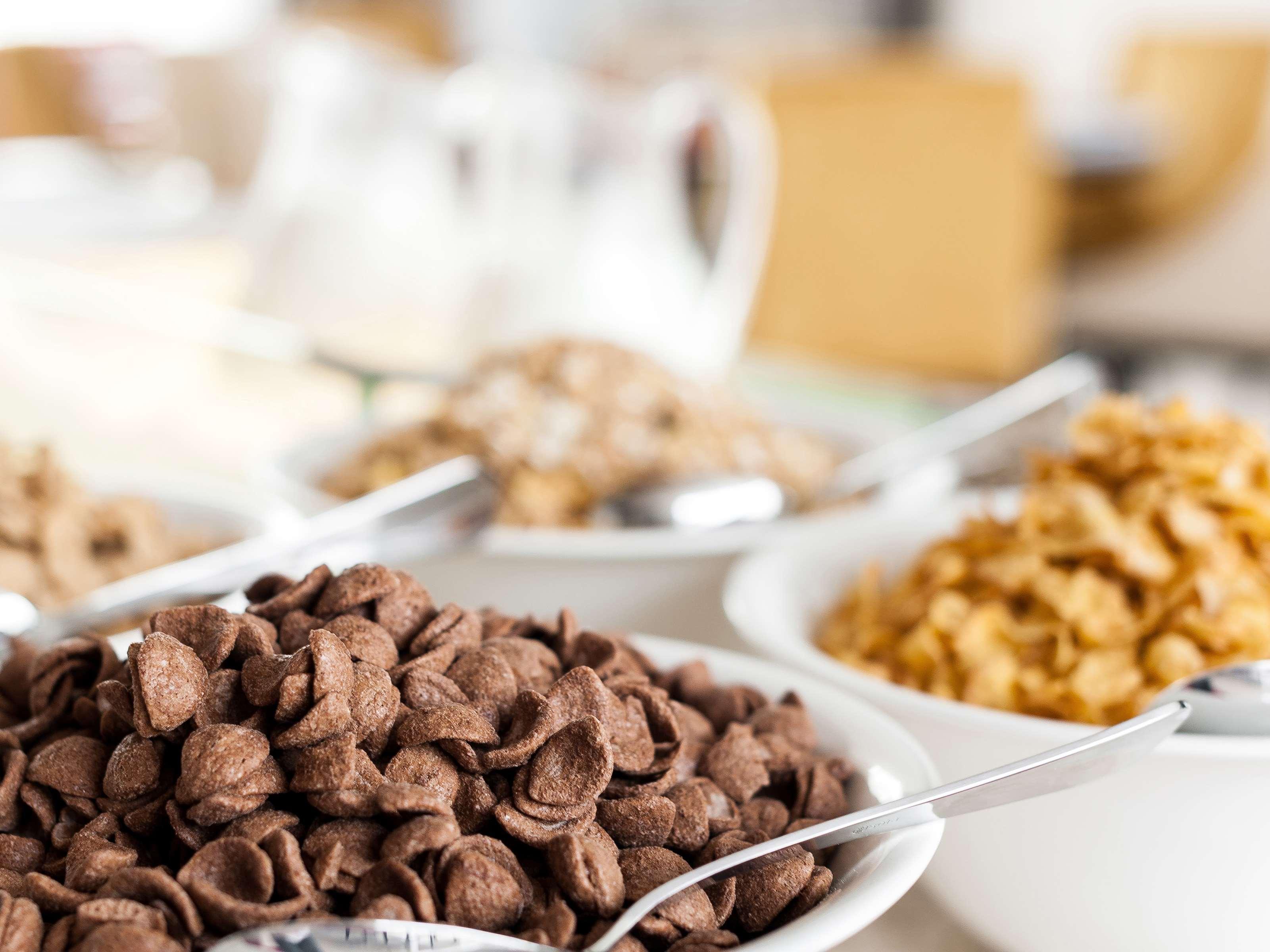 Hyatt Place Gurgaon Udyog Vihar Exteriör bild Chocolate cereal