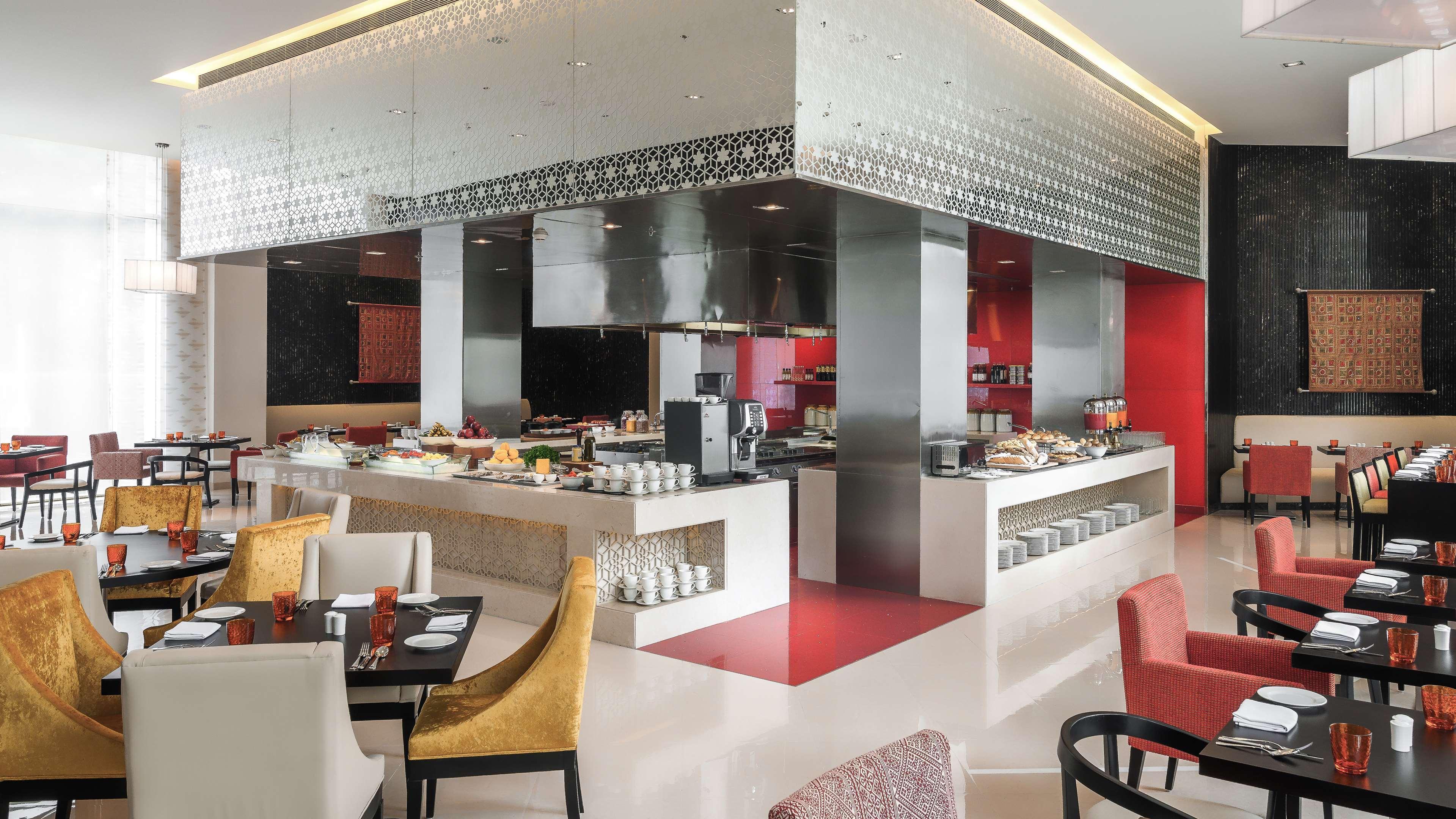 Hyatt Place Gurgaon Udyog Vihar Exteriör bild The restaurant