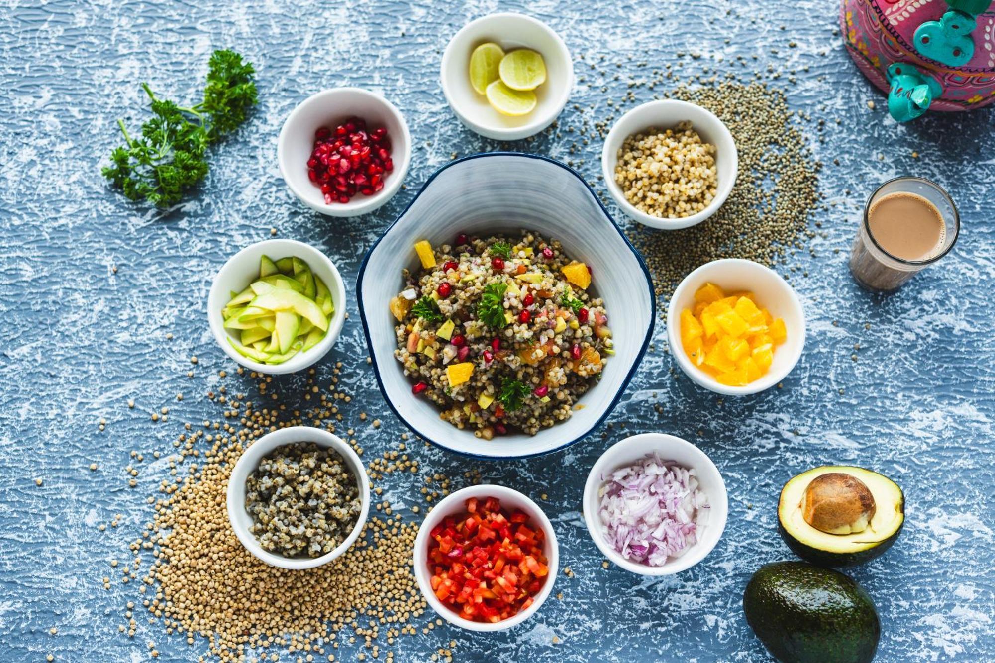 Hyatt Place Gurgaon Udyog Vihar Exteriör bild Quinoa salad